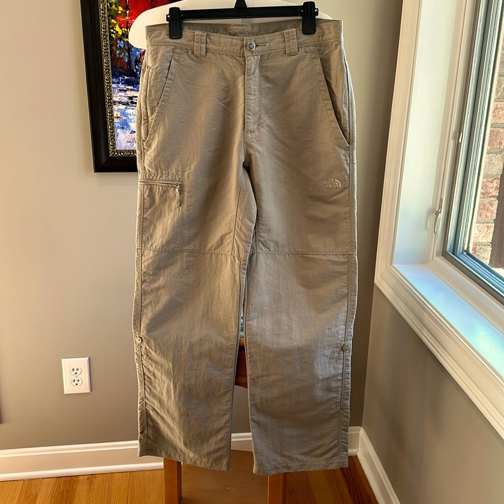 North Face Men’s Tech Outdoor Hiking Pants Size 32 Short Khaki Nylon